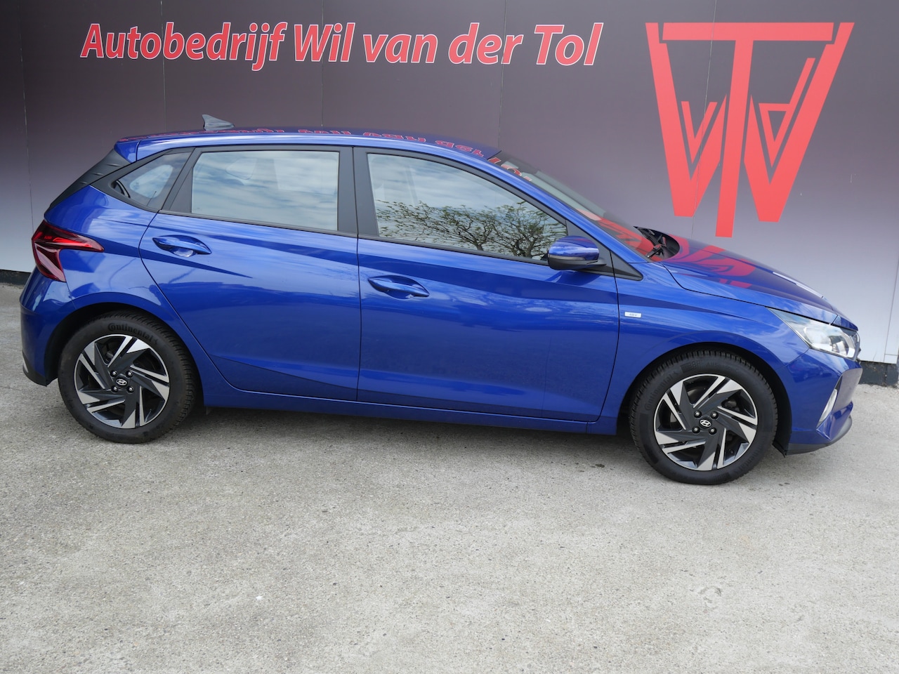 Hyundai i20 - 1.0 T-GDI HYBRID 48V COMFORT SMART | BREEDBEELD | CARPLAY | CAMERA | TREKHAAK | ALL-SEASON - AutoWereld.nl