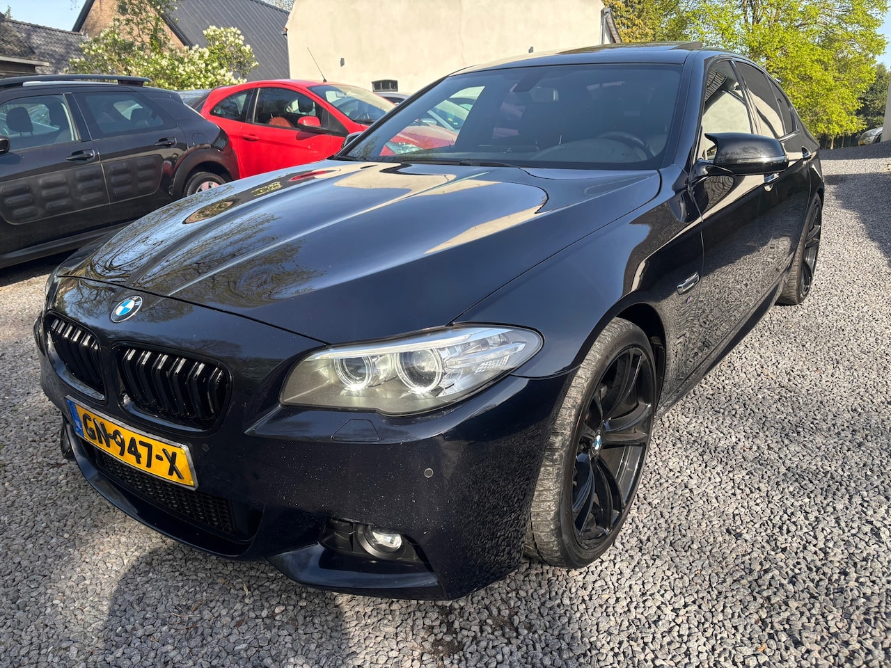 BMW 5-serie - 520i High Executive M UITVOERING - AutoWereld.nl