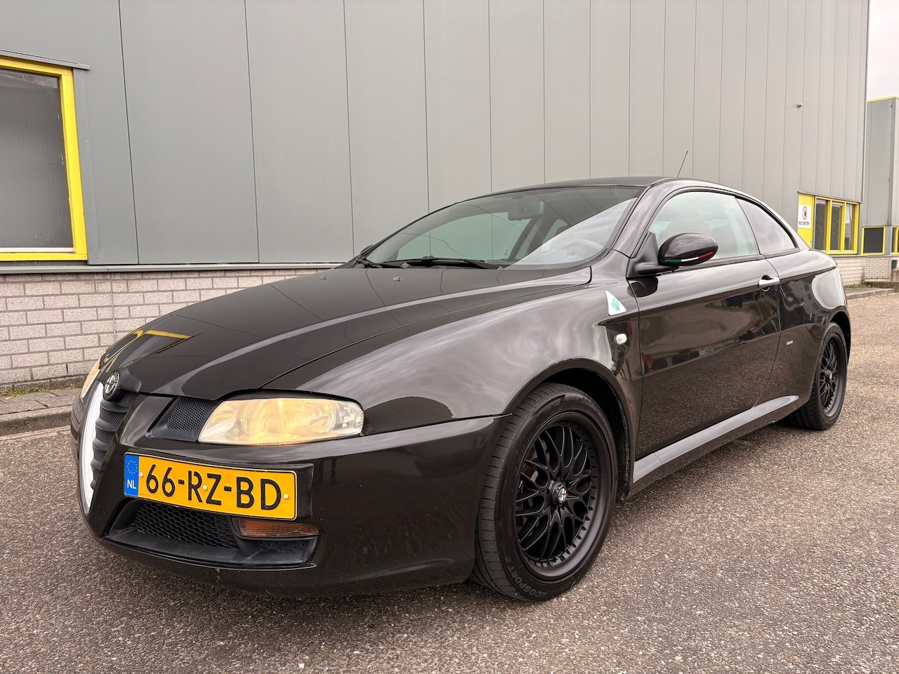 Alfa Romeo GT - 1.8 T.Spark Distinctive 103 Kw/140pk - AutoWereld.nl