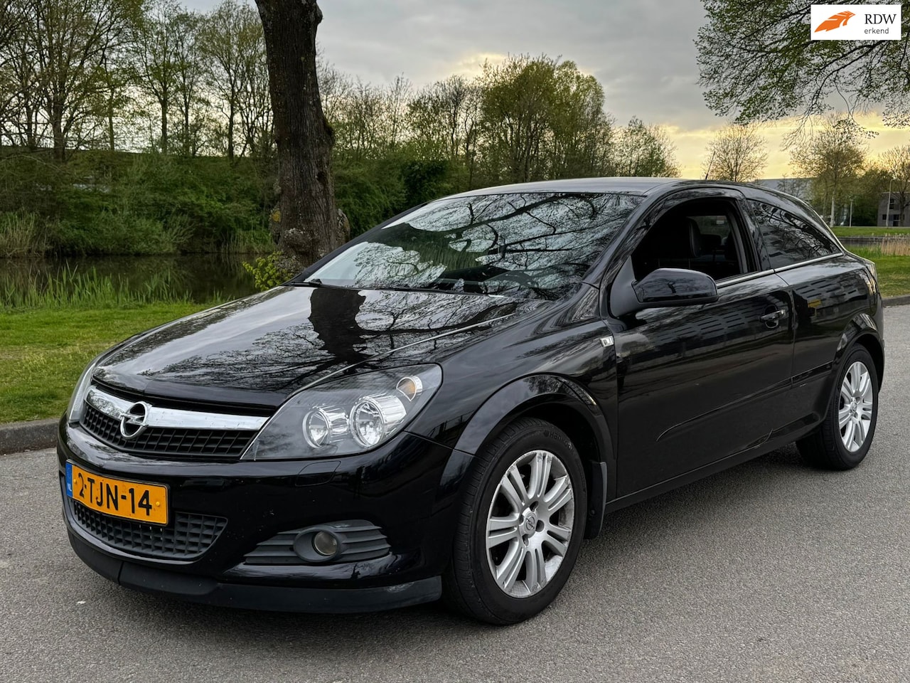 OPEL ASTRA GTC