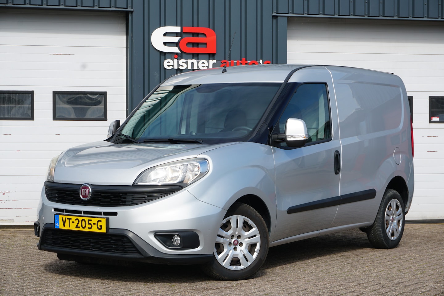 Fiat Doblò Cargo - 1.6 MJ L1H1 | TREKHAAK | PDC | CRUISE | AIRCO | SCHUIFDEUR | - AutoWereld.nl