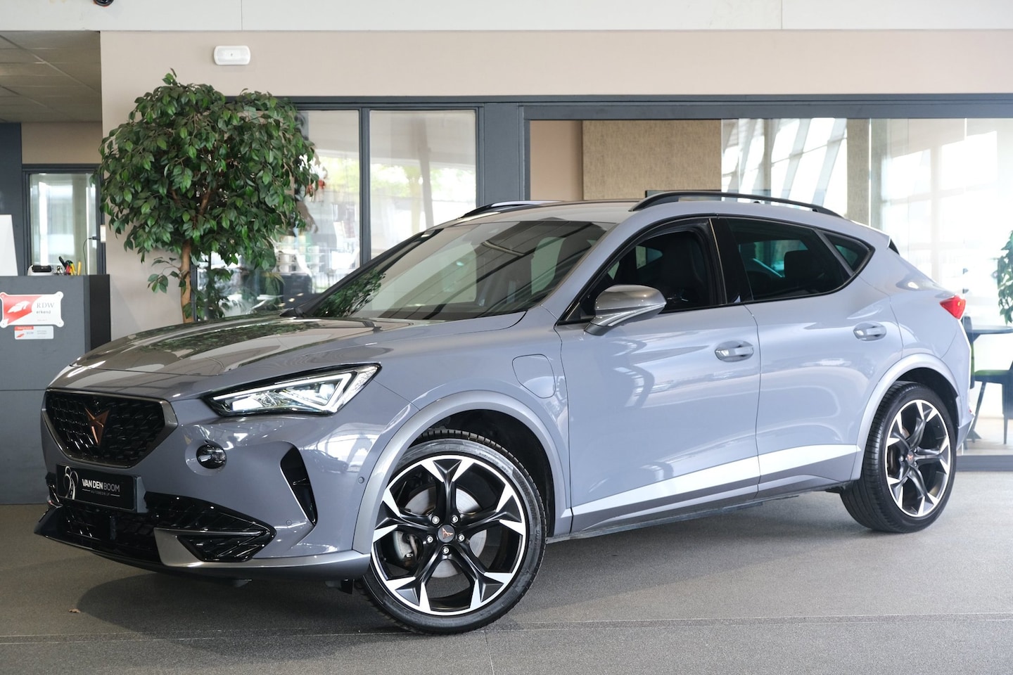 CUPRA Formentor - 1.4 e-Hybrid 204PK Volleder 360Cam Trekhaak Led ACC Navi Virtual - AutoWereld.nl