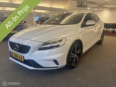 Volvo V40 - 2.0 T2 R-Design