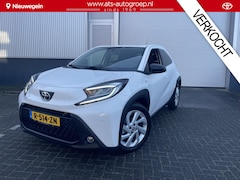 Toyota Aygo X - 1.0 VVT-i MT first | All season banden | Parkeersensoren Voor | Lm velgen |