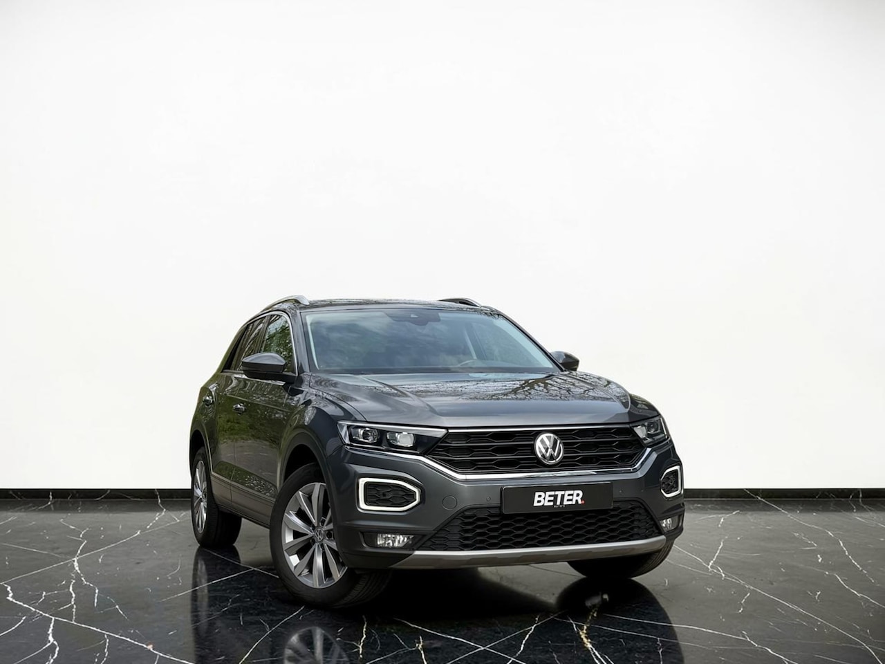 Volkswagen T-Roc - 1.5 TSI Sport Pano|camera |ACC |stoelverwarming - AutoWereld.nl