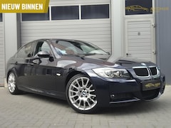 BMW 3-serie - 320si 173PK/Cruise/CarbonZwart/Alcantara/18Inch/