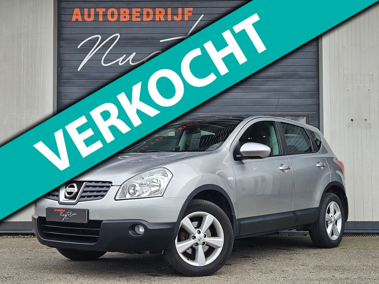 Nissan Qashqai - 1.6 Visia|Panoramadak|Cruise|Airco|Trekhaak - AutoWereld.nl