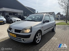 Renault Clio - 1.2-16V Authentique 2D 2002 Grijs, velgenset