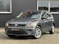 Volkswagen Tiguan - 1.5TSI aut. 150PK Comfline Bns/Camera/Trekhaak/Dode hoek/Adapt c