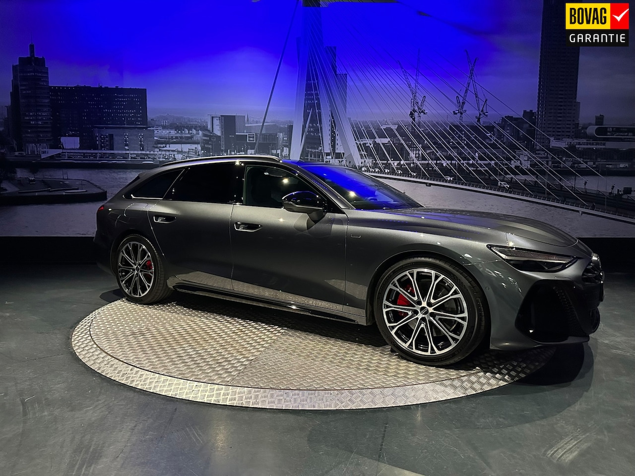 Audi A6 Avant - 2.0 e-hybrid quattro S edition Competition *Achterasbest*Trekhaak*Pano* - AutoWereld.nl