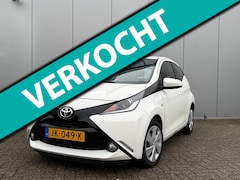 Toyota Aygo - 1.0 VVT-i x-play | Airco | Bluetooth | Camera | 12 maanden garantie | 100% onderhouden