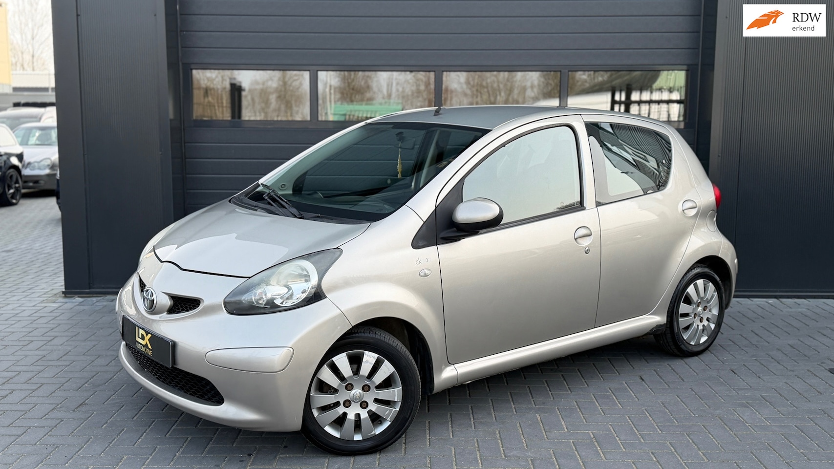 Toyota Aygo - 1.0-12V + Airco|Automaat|5deurs - AutoWereld.nl
