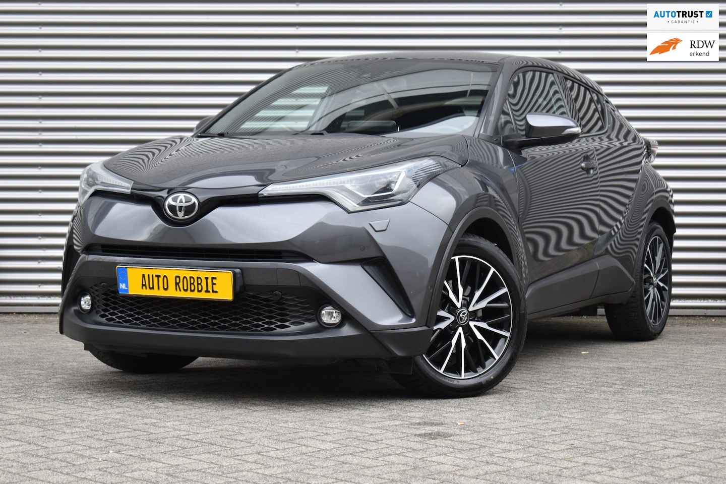 Toyota C-HR - 1.2 116-PK, Airco, Ecc, Cruise, Leder, Camera, Winterpack. - AutoWereld.nl