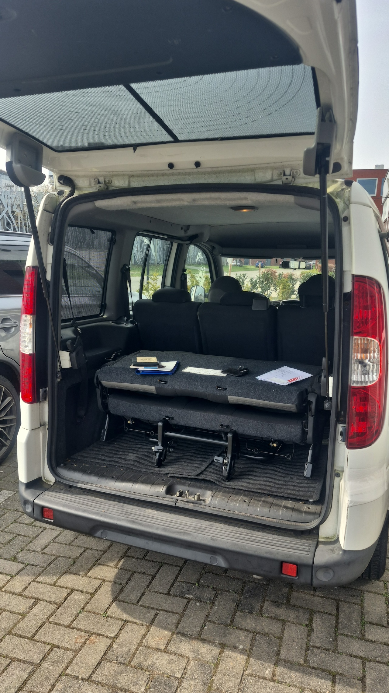 Fiat Doblò - 1.4 Family - AutoWereld.nl