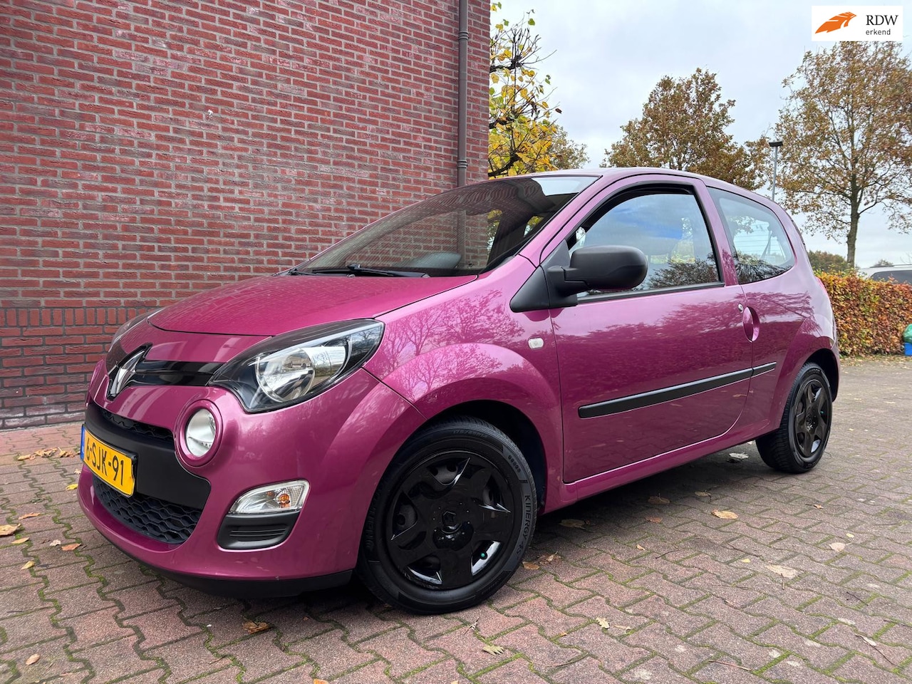 Renault Twingo - 1.2 16V Parisienne 1.2 16V Parisienne - AutoWereld.nl