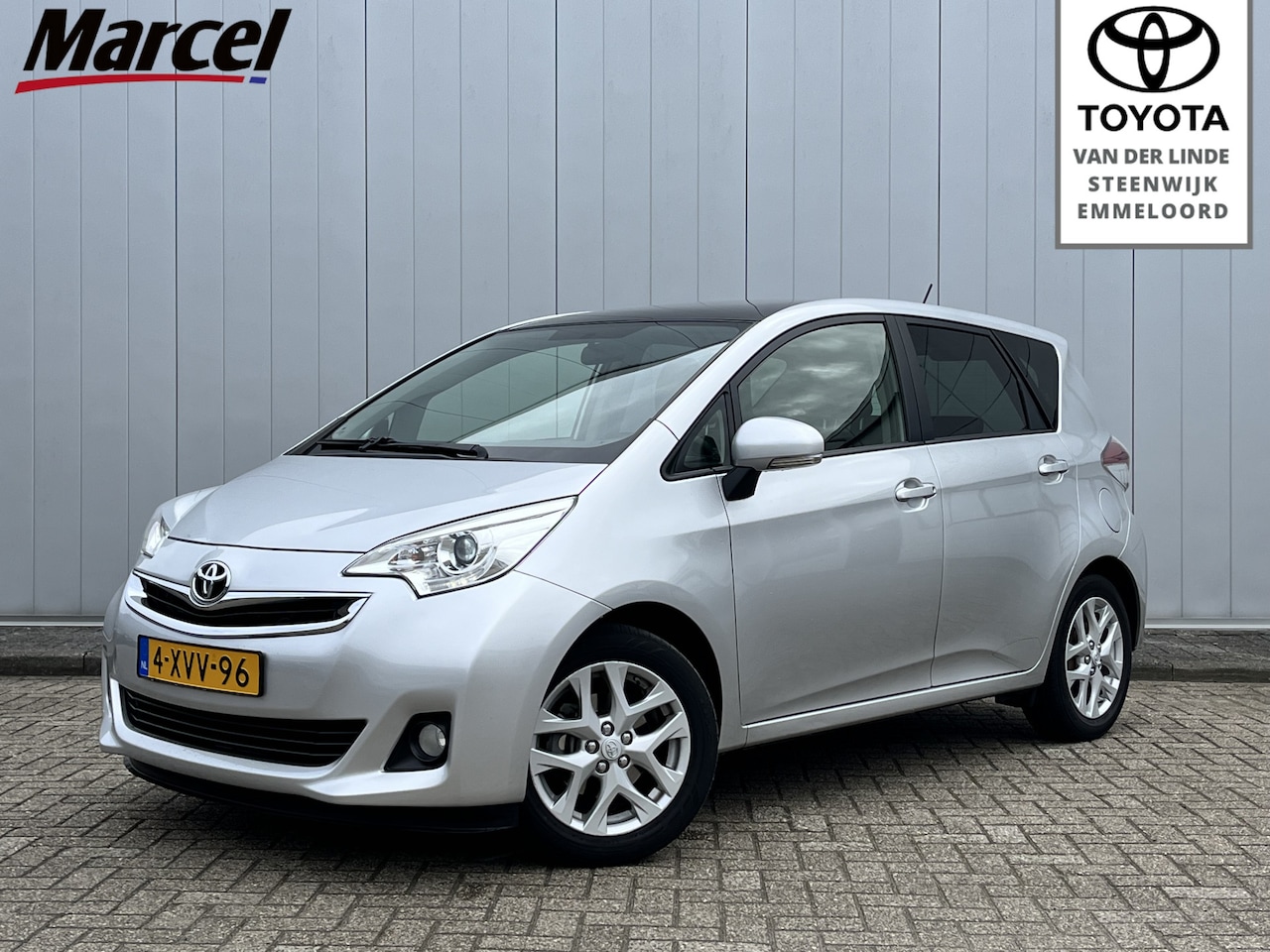 Toyota Verso S - 1.3 VVT-i Trend Automaat Dealer onderhouden NL auto Pano dak Clima Cruise Trekhaak - AutoWereld.nl