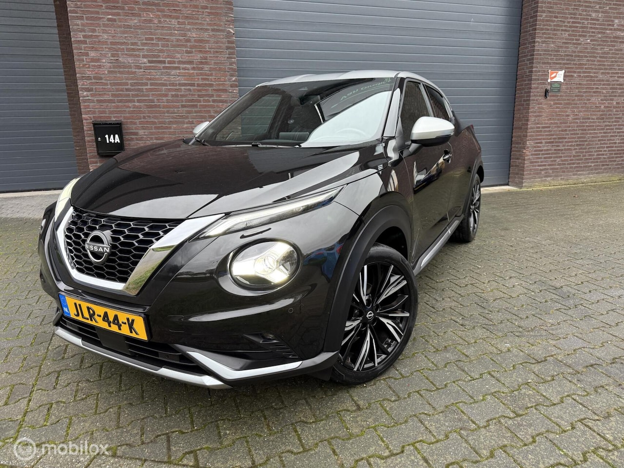Nissan Juke - 1.0 DIG-T N-Connecta N-DESIGN 2023 - AutoWereld.nl
