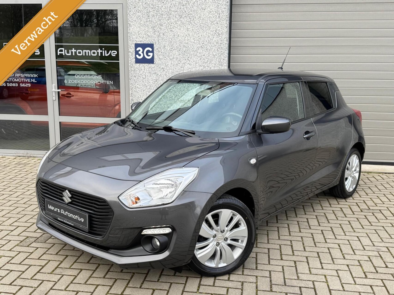 Suzuki Swift - 1.0 Select CarPlay/Stoelverw/Navi/Airco/Camera/Elektrische Spiegels - AutoWereld.nl