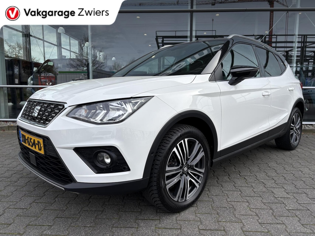 SEAT Arona - 1.0 TSI Xcellence Business Intense Full link/Trekhaak/Camera/Adapt.Cruise. - AutoWereld.nl