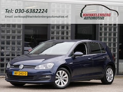 Volkswagen Golf - 5D 1.0TSi COMFORTLINE/ CARPLAY/ PDC V+A