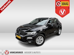 Volkswagen T-Roc - 1.0 TSI Style Business | navigatie | cruise control | parkeer sensoren | trekhaak meerprij