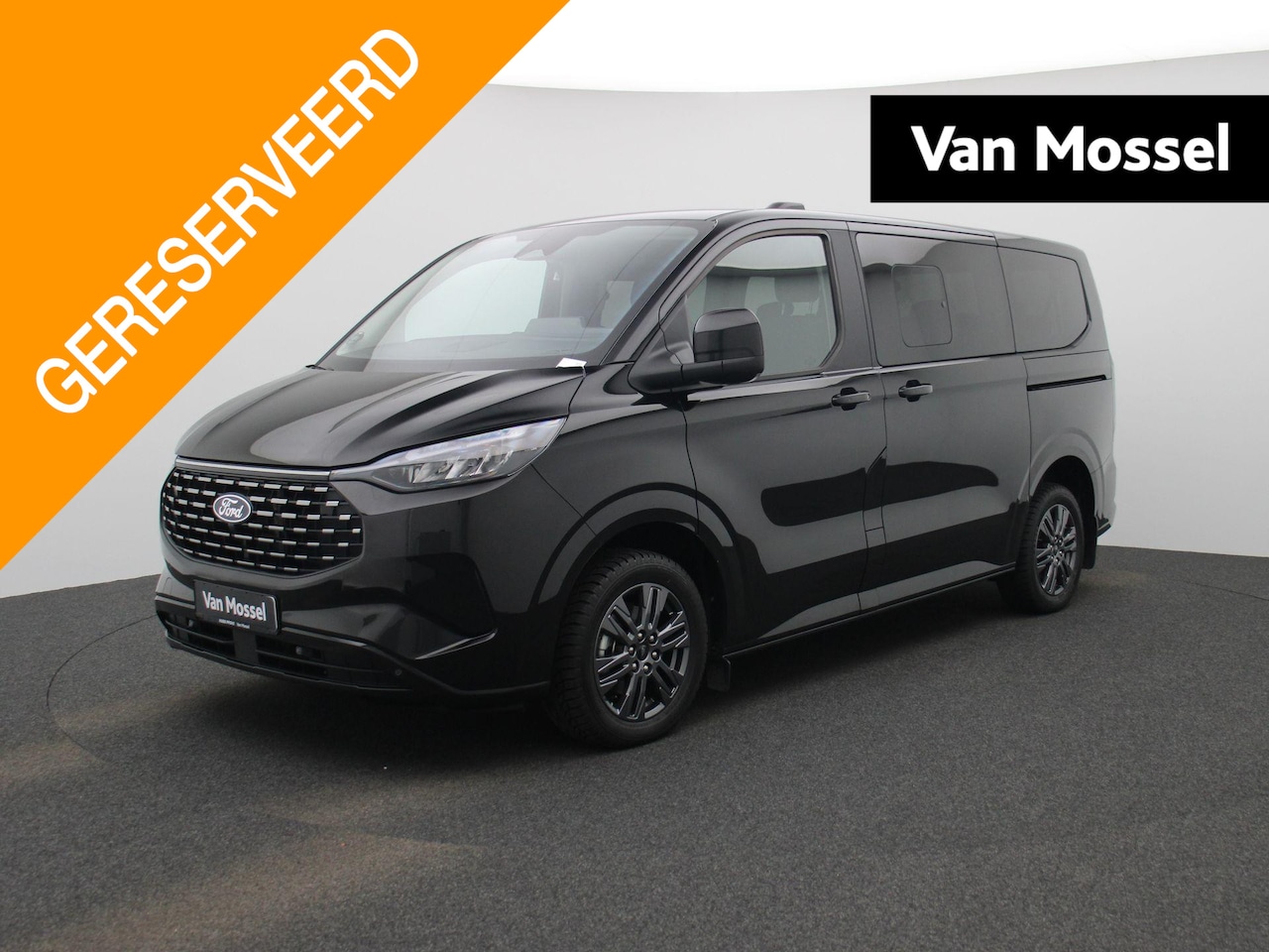 Ford Transit Custom Tourneo - 340 2.5 PHEV L1H1 Titanium 340 2.5 PHEV L1H1 Titanium - AutoWereld.nl