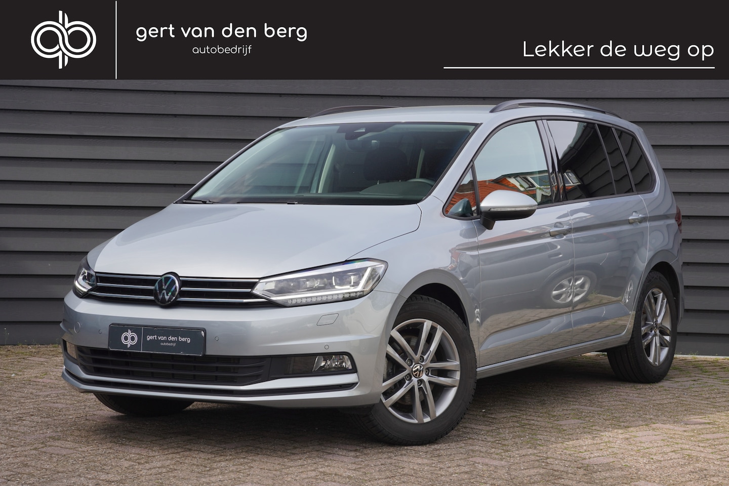 Volkswagen Touran - 1.5 TSI Comfortline - VIRT. COCKPIT - 7 PERSOONS - CARPLAY - KEYLESS - FULL LED - - AutoWereld.nl