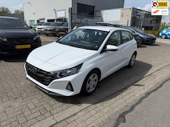 Hyundai i20 - 1.2 MPI i-Motion, Airco, Stoel verw, Dealer auto
