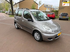 Toyota Yaris Verso - AUTOMAAT / Airco / Parkeersensoren achter / Leuke auto