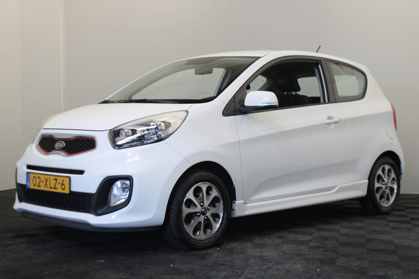 Kia Picanto - 1.2 CVVT ISG Plus Pack 1.2 CVVT ISG Plus Pack - AutoWereld.nl