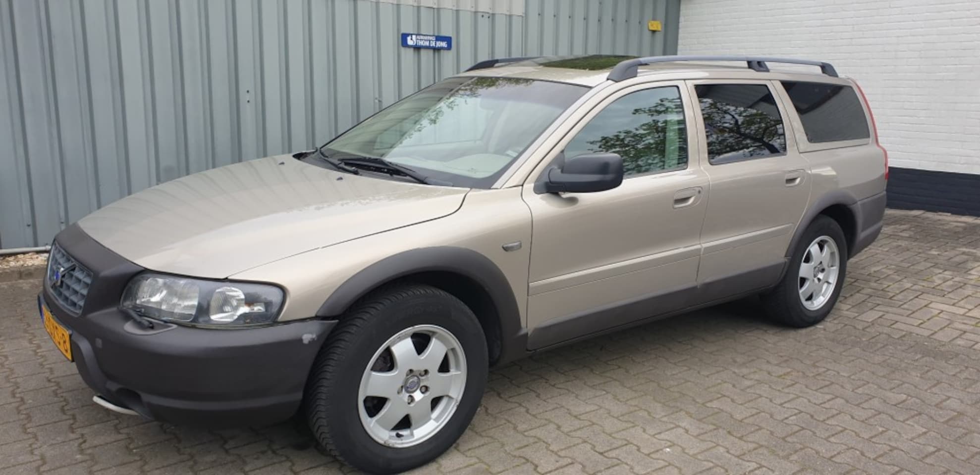 Volvo XC70 - 2.4 T GEARTRONIC OCEAN RACE - AutoWereld.nl