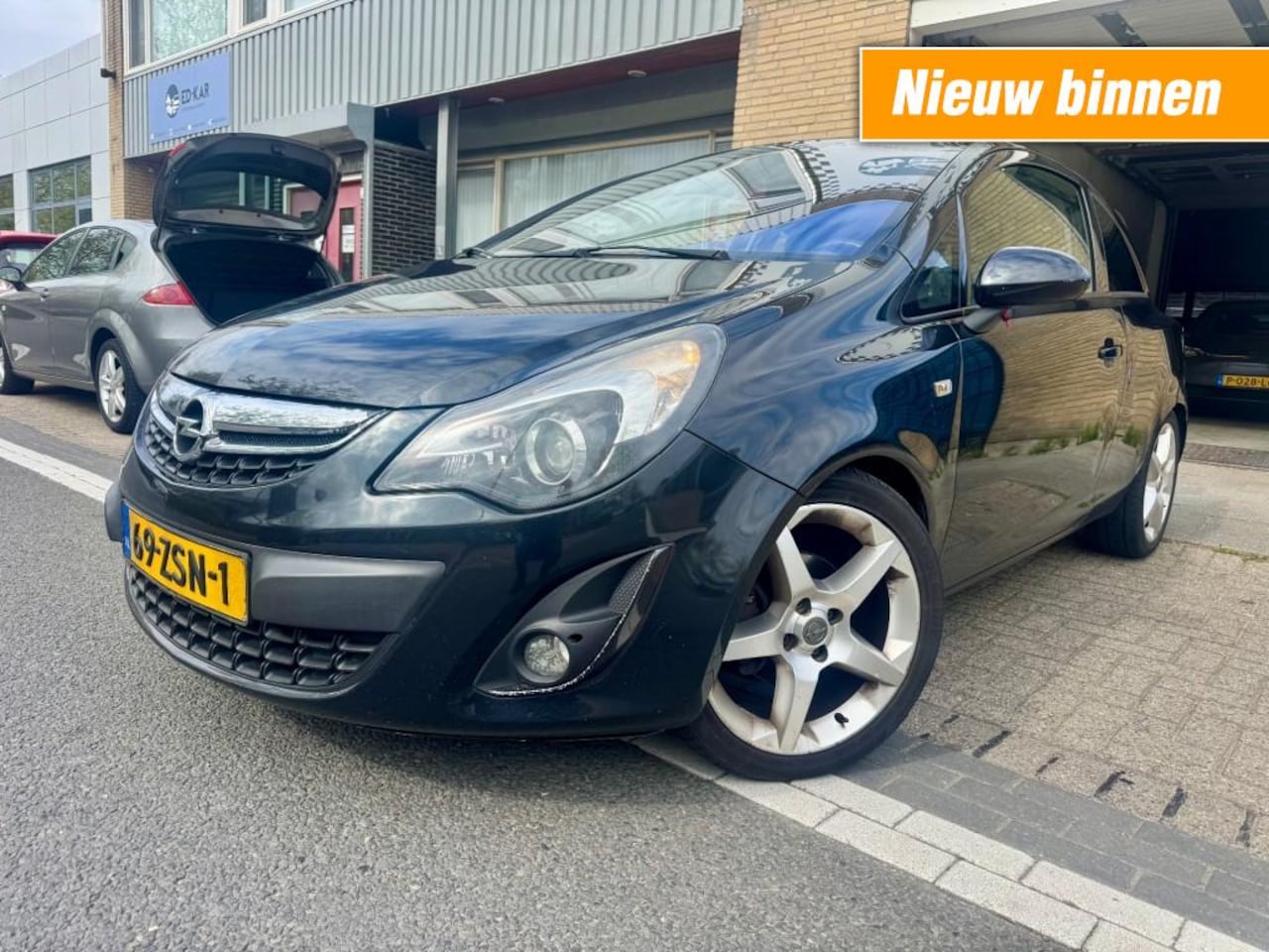 Opel Corsa - 1.3 CDTi EcoFlex S/S Cosmo NAVI 17 INCH PDC RIJDT GOED NAP APK 2-2027 - AutoWereld.nl
