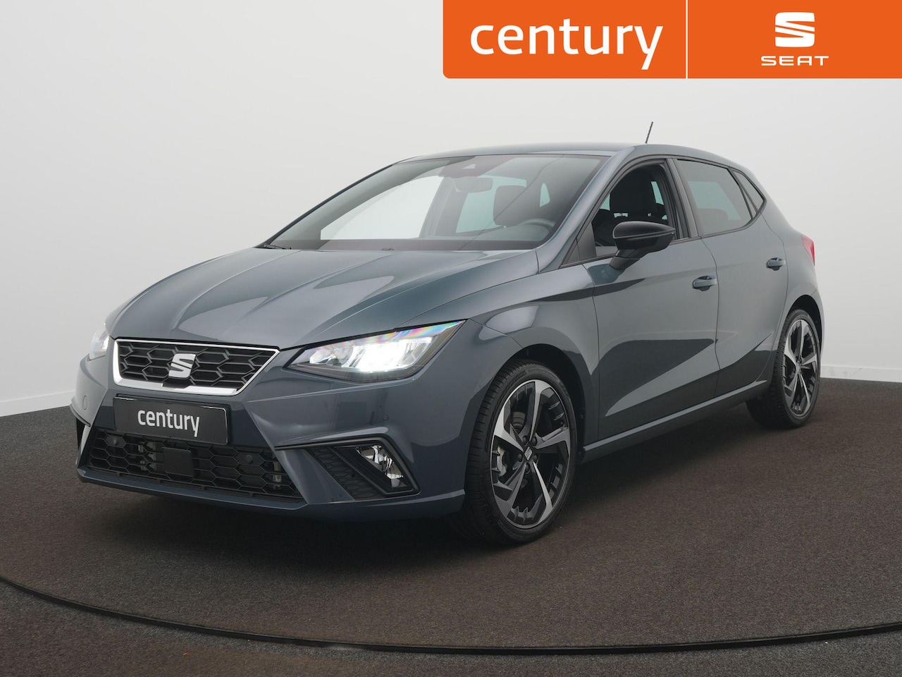 SEAT Ibiza - 1.0 EcoTSI FR Business Connect Automaat - Clima - 18 Inch - Camera - AutoWereld.nl
