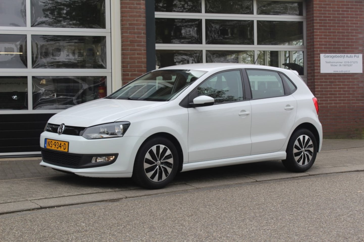 Volkswagen Polo - 1.0 BLUEMOTION EDITION  AUTOMAAT - AutoWereld.nl