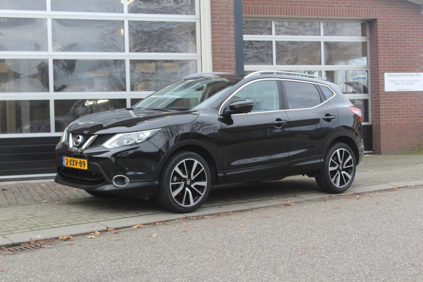 Nissan Qashqai - 1.2 DIG-T TEKNA GLASS - AutoWereld.nl