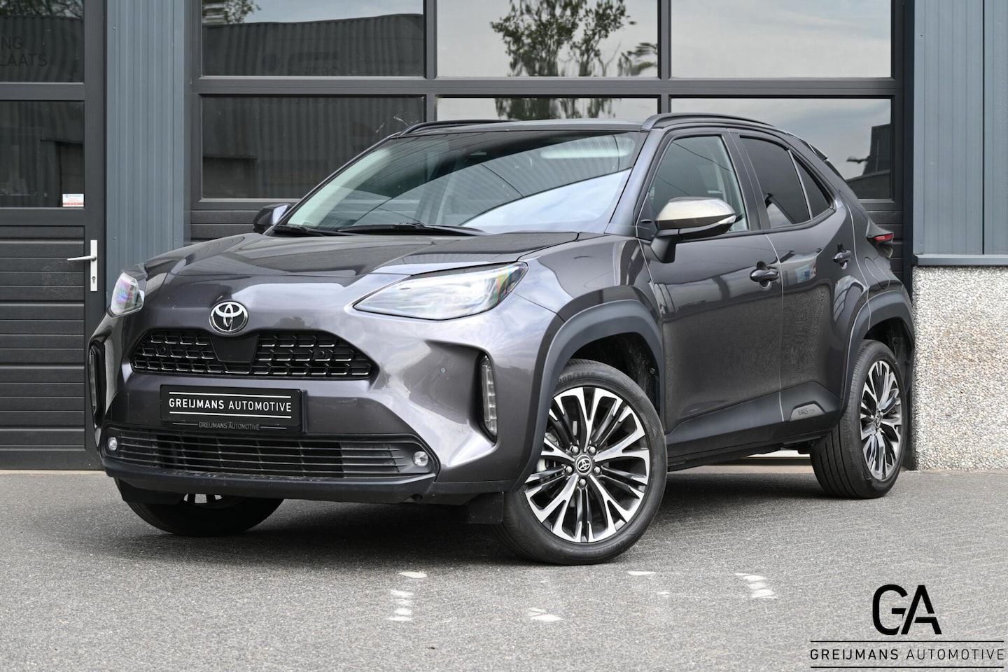 Toyota Yaris Cross - 1.5 Hybrid |Panoramadak|CarPlay|Stoelverwarming - AutoWereld.nl