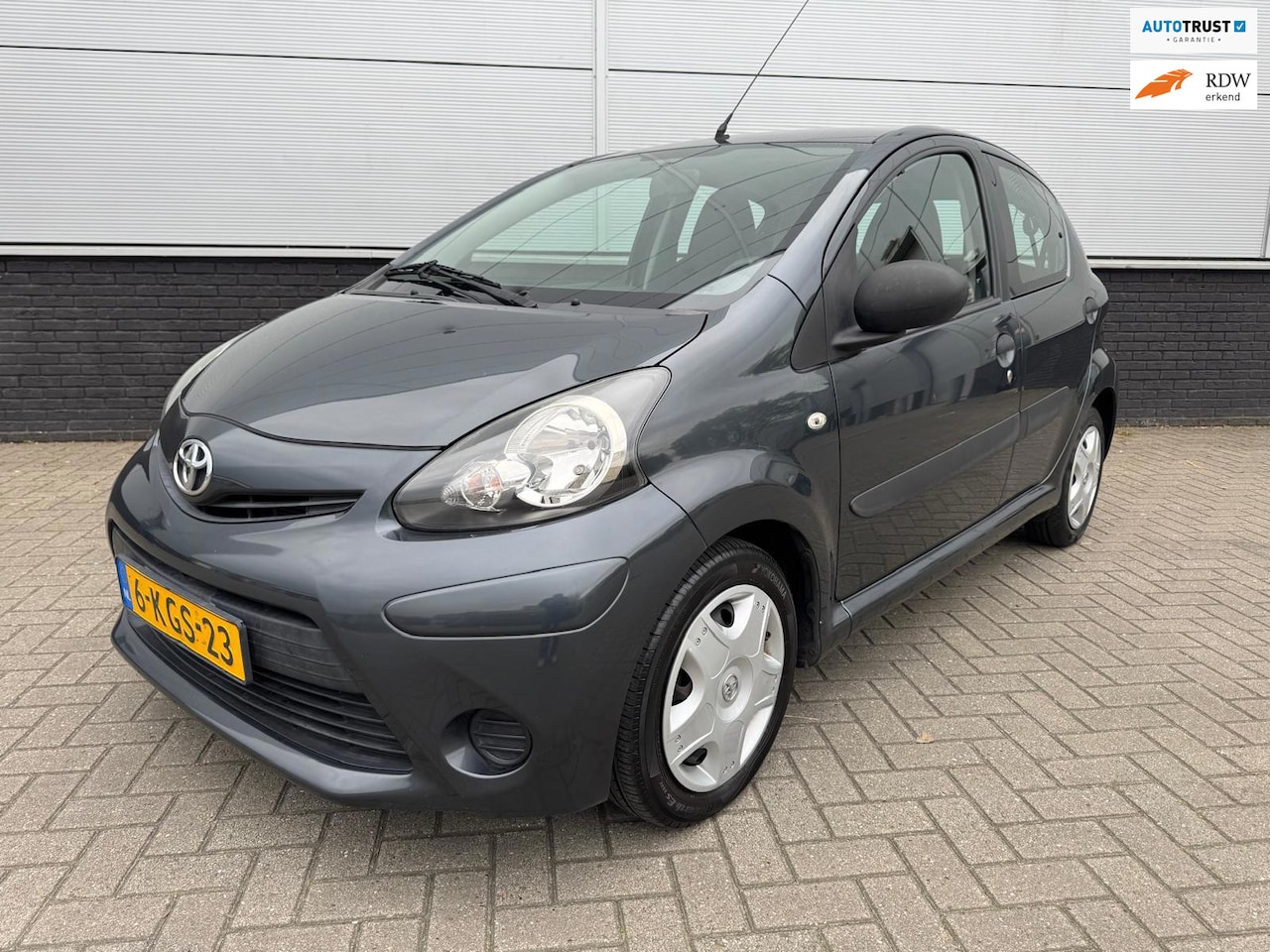 Toyota Aygo - 1.0 VVT-i Comfort airco - onderhouden - NAP - elektr. ramen - AUX - AutoWereld.nl