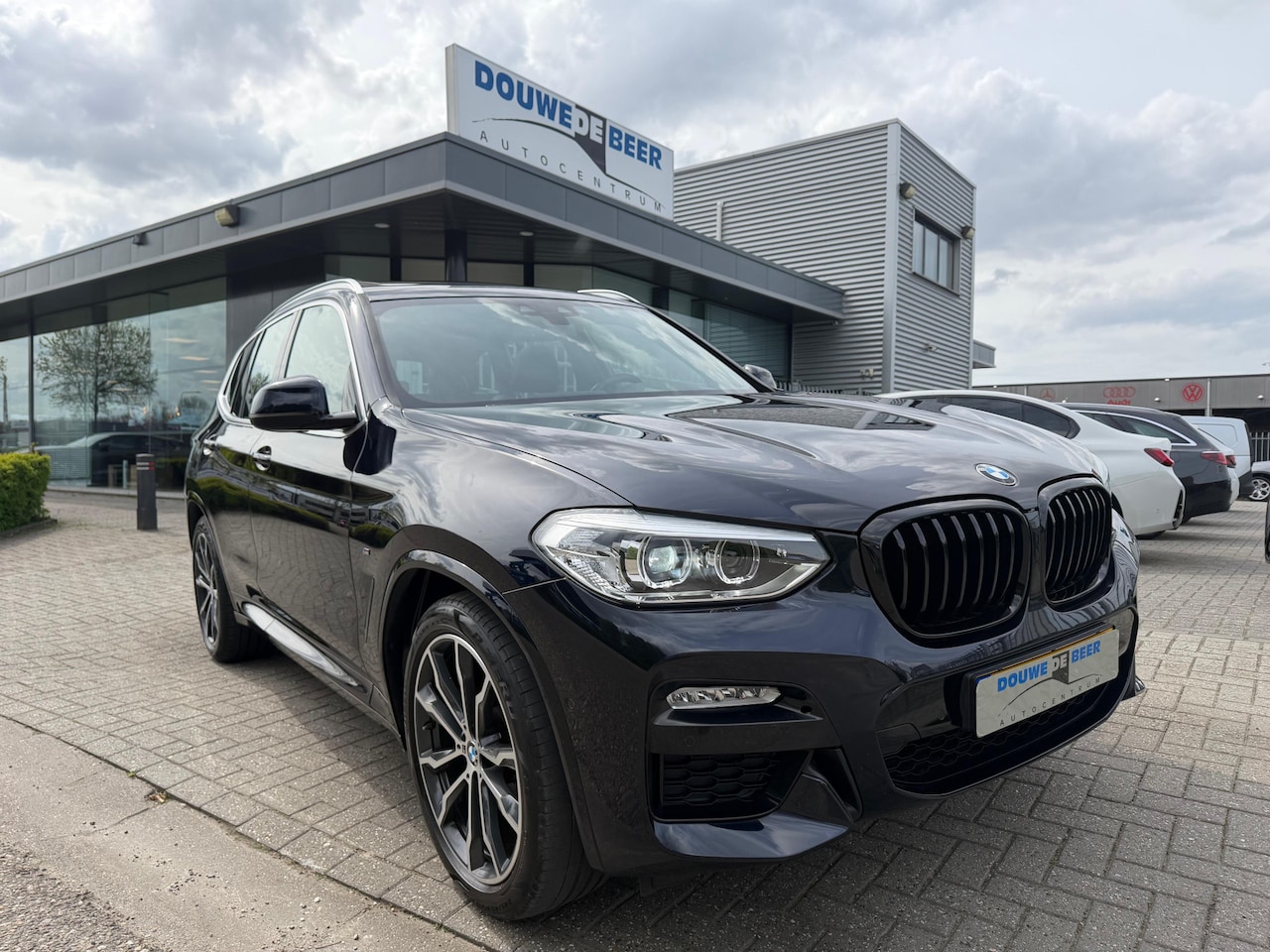 BMW X3 - xDrive20i M-sport Pano-Dak | Trekhaak | Leer | HUD | Stoelverw. - AutoWereld.nl