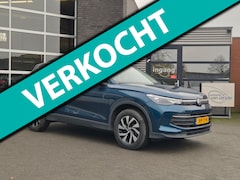 Volkswagen Tiguan - 1.5 eHybrid PHEV Life Edition, zwenkbare trekhaak, 100% SOH, camera, app connect, verwarmb