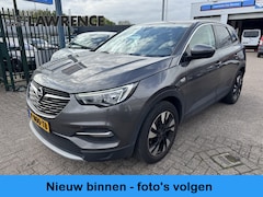 Opel Grandland X - 1.2 Turbo Innovation | Trekhaak | Camera | Apple-Android | Goed onderhouden | % Bovag Occa