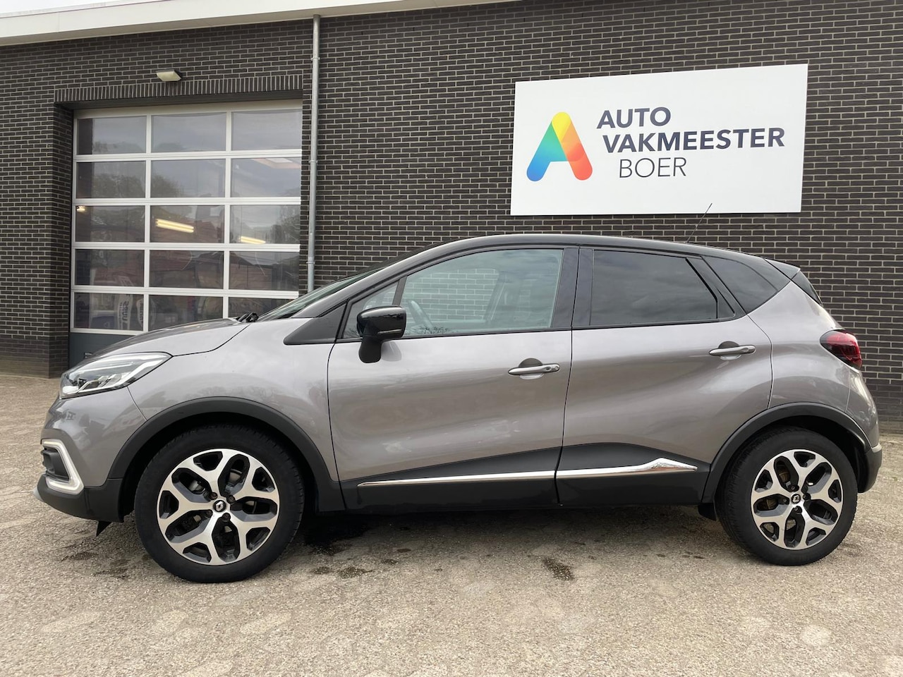 Renault Captur - Energy 0.9 TCe Intens / Trekhaak - AutoWereld.nl