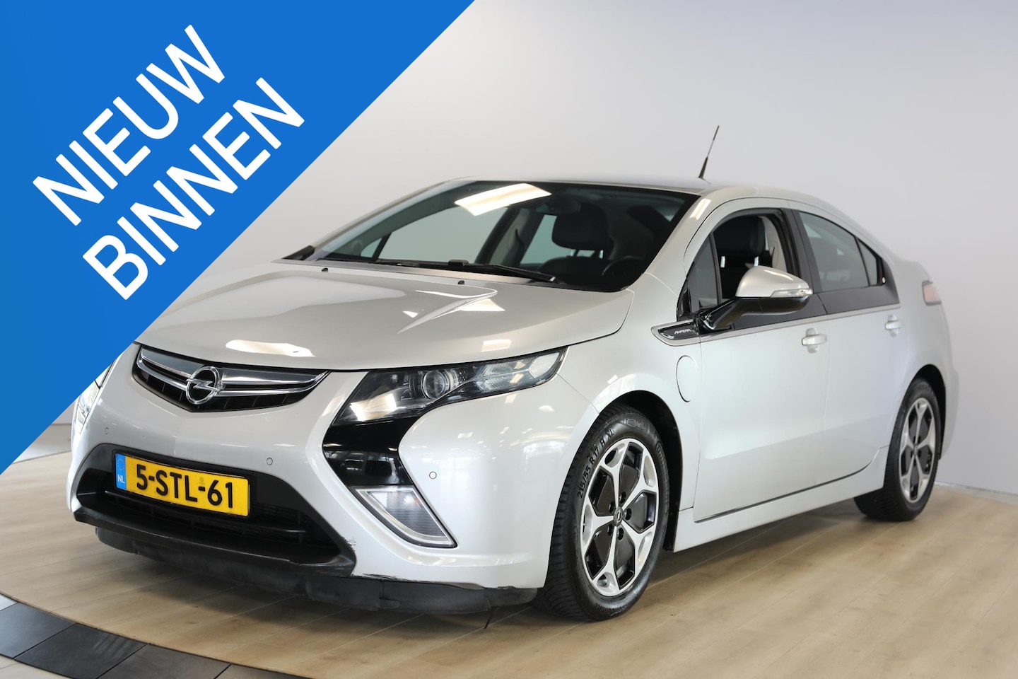 Opel Ampera - 1.4 | Plug-in | Camera | Leer - AutoWereld.nl