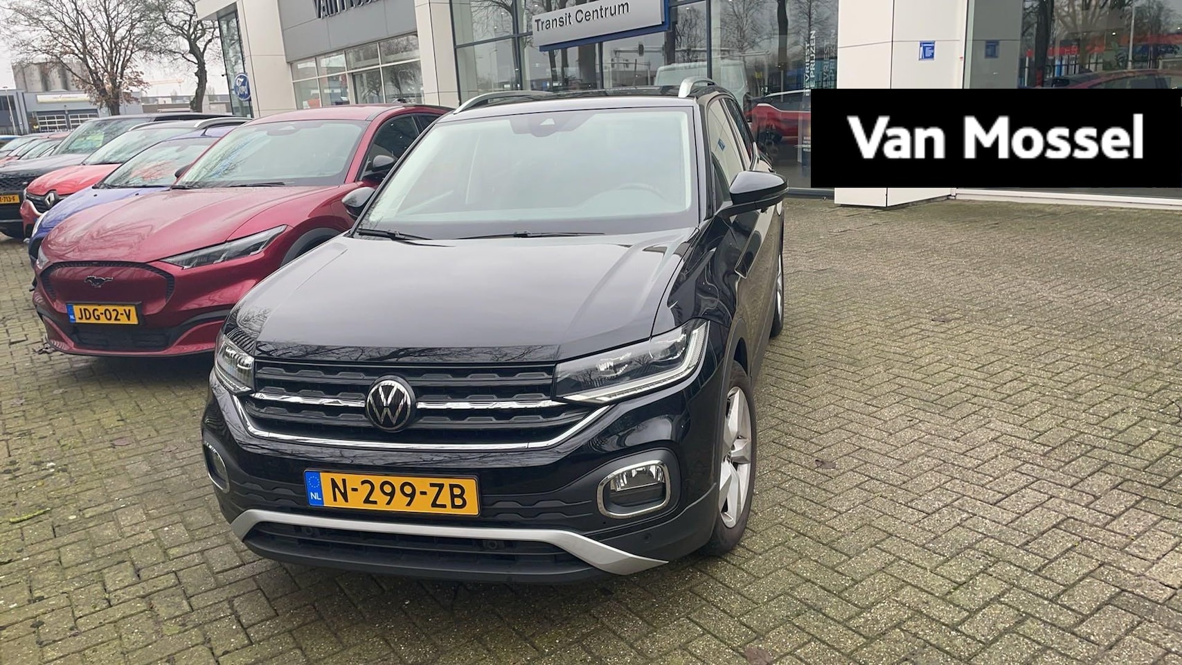 Volkswagen T-Cross - 1.5 TSI Style Business R 150PK |Trekhaak | Camera | Navi | Adap.Cruise | ecc  | - AutoWereld.nl