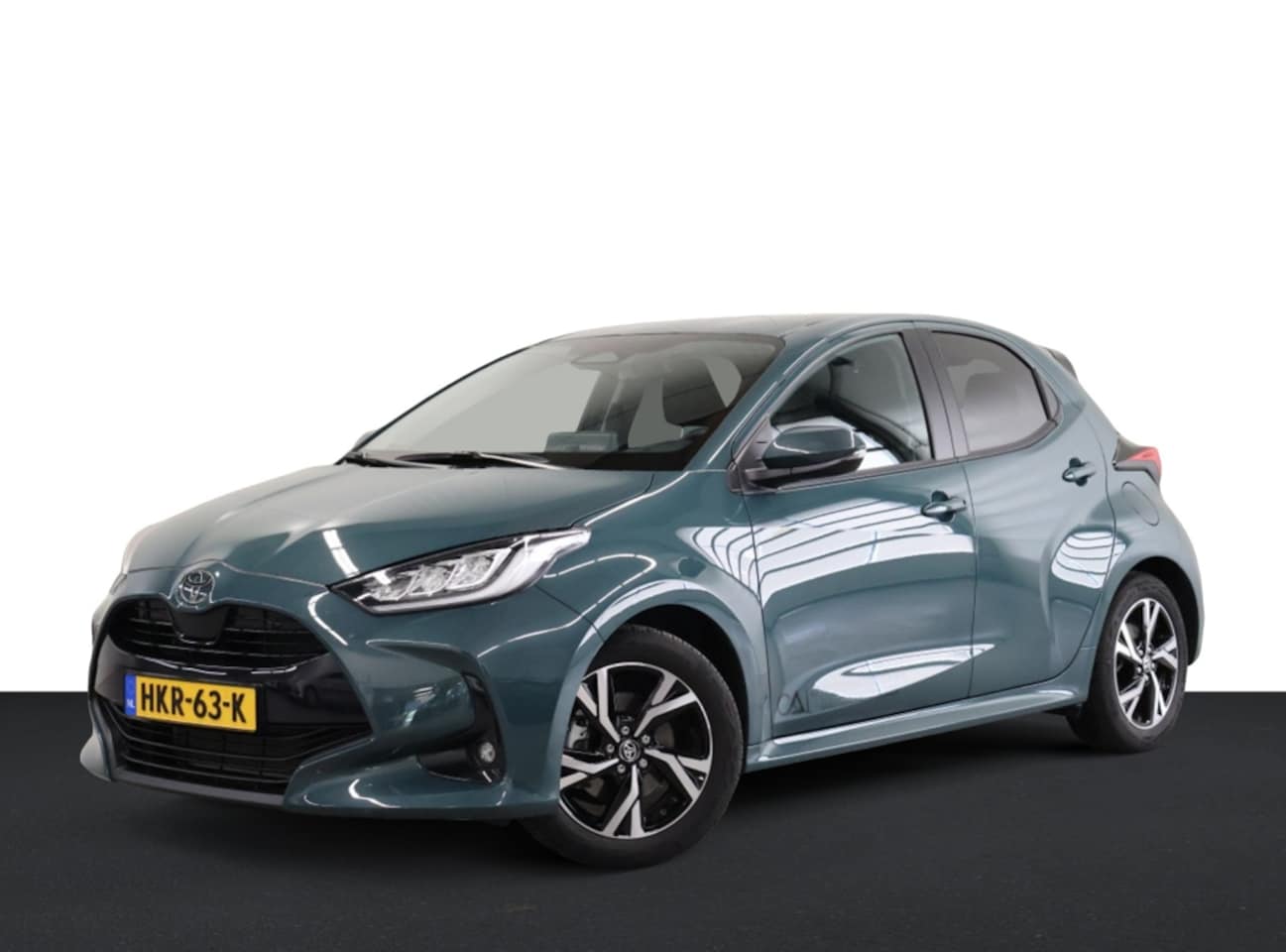 Toyota Yaris - 1.5 Hybrid 115 Business Plus - AutoWereld.nl