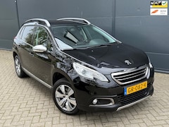 Peugeot 2008 - 1.2 PureTech Allure/Automaat/Navi/bluetooth/panorama/cruise/Airco
