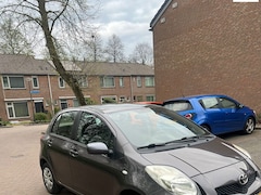 Toyota Yaris - 1.0 VVTi Acces