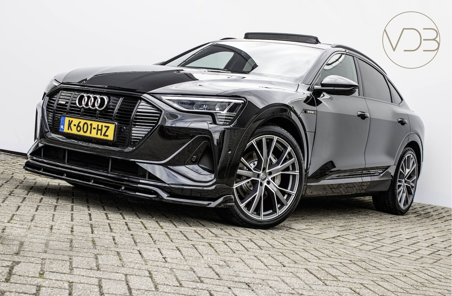 Audi e-tron Sportback - 55 quattro S-Line PANO 22inch AMBIANCE B&O Camera - AutoWereld.nl