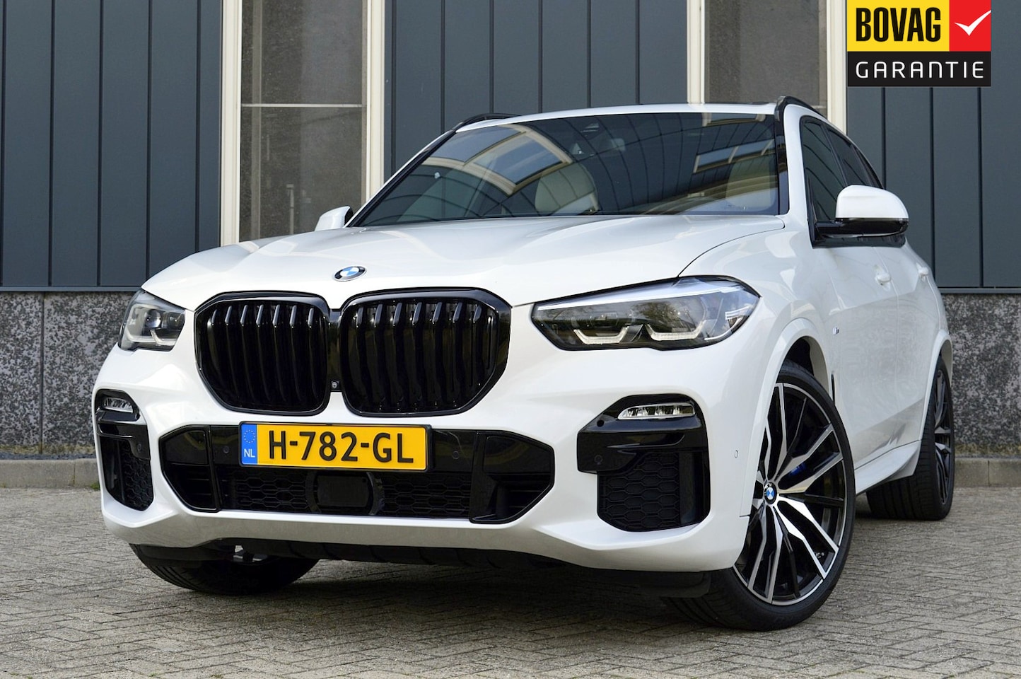 BMW X5 - xDrive40i m-sport Rijklaarprijs-Garantie Panoramadak Leder Soft close head-up Lucht vering - AutoWereld.nl