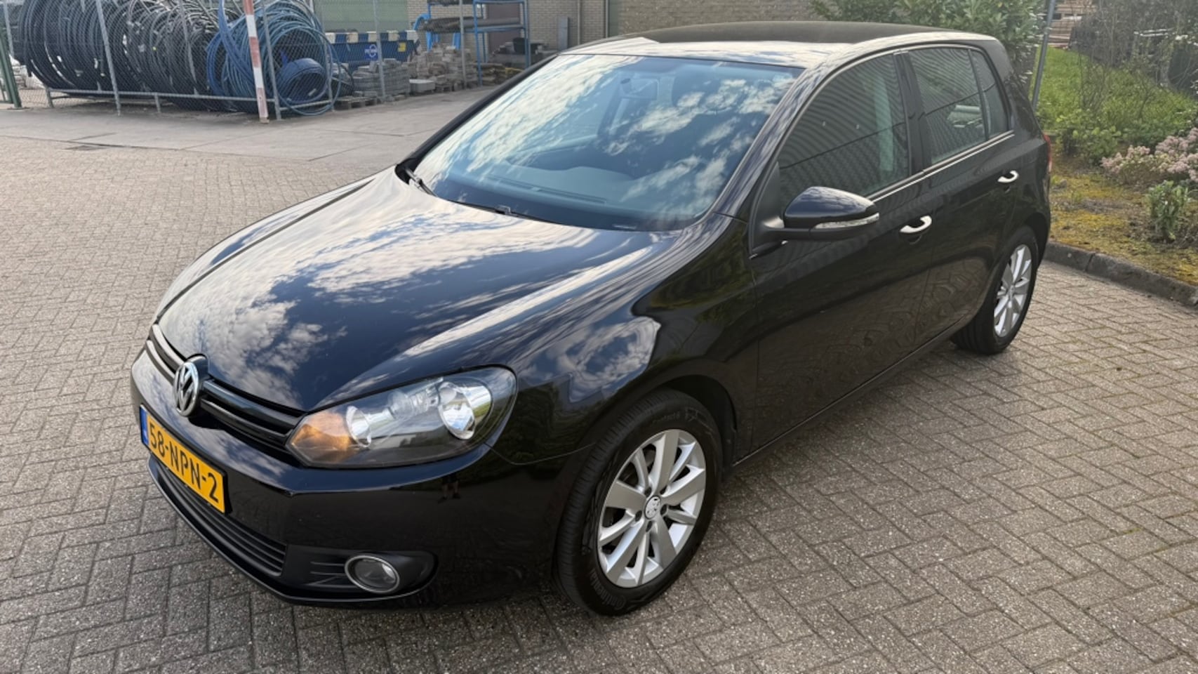 Volkswagen Golf - 1.2 TSI Tour II BlueMotion 1.2 TSI Tour II BlueMotion - AutoWereld.nl