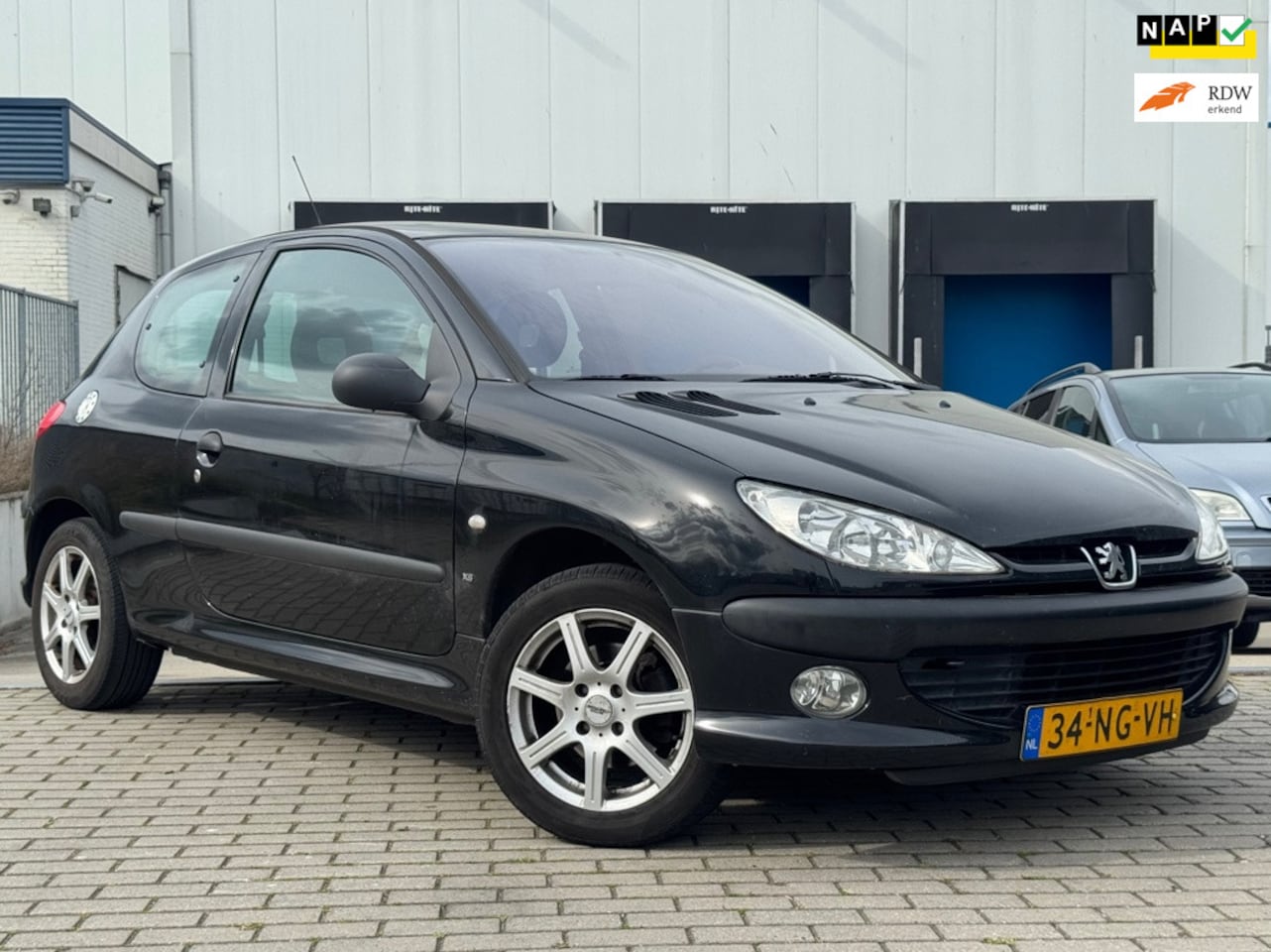 Peugeot 206 - 1.6-16V XS APK NAP Airco Zwart - AutoWereld.nl